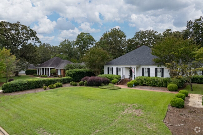 Doublegate homes sit on well-manicured lots.