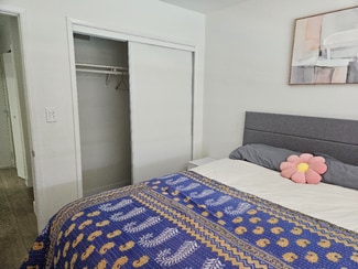 105 Marigold Ln, Las Vegas, NV 89107