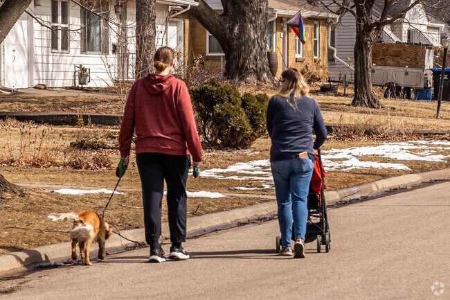 Roselawn offers wide pedestrian friendly streets.