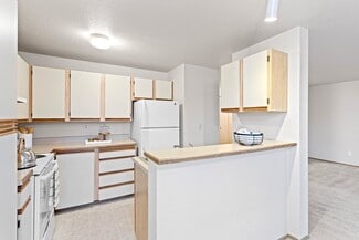 18249 73rd Ave NE, Kenmore, WA 98028