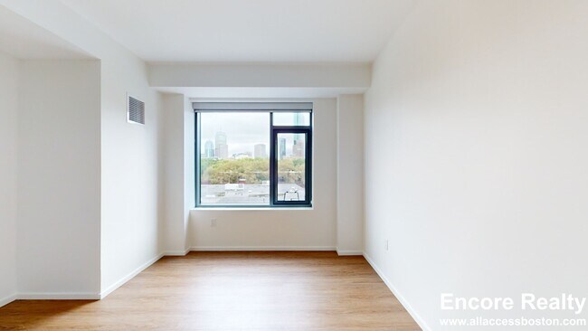 345 Harrison Ave unit 565, Boston, MA 02118 - photo 4