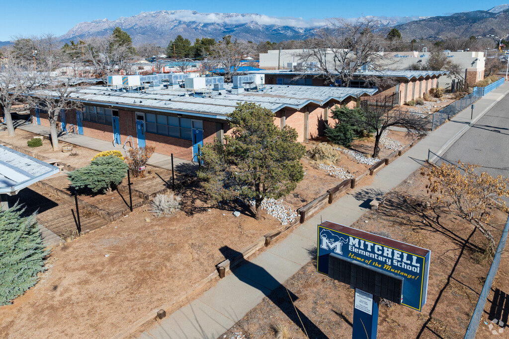 Mitchell Elementary School
sign and main building in Albuquerque.