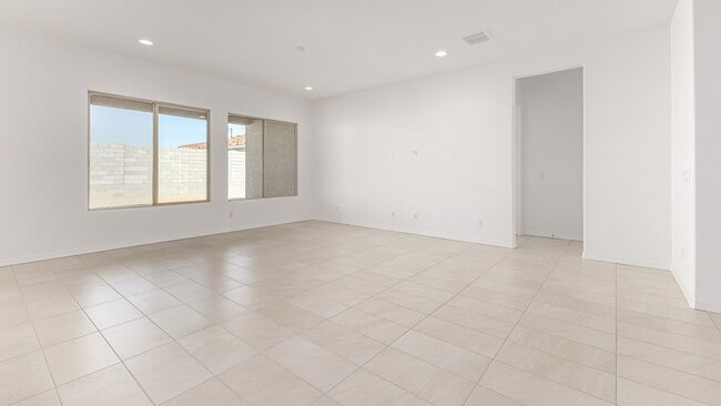 20276 W Catalina Dr, Buckeye, AZ 85396 - photo 6