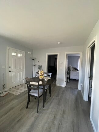 124 Pearl St Unit 124A, Enfield, CT 06082