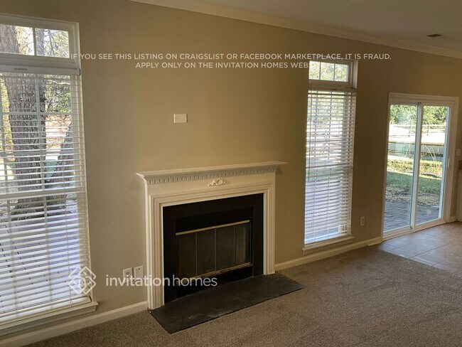 8932 Coppermine Ln, Charlotte, NC 28269 - photo 7