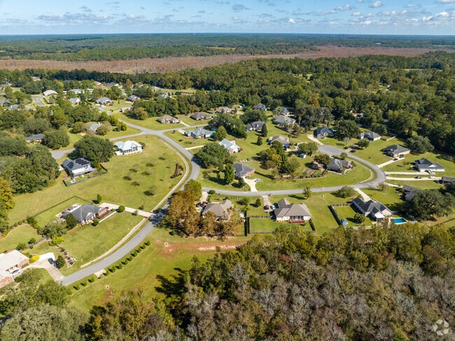 Large homes on large lots are a common find in Southeast Tallahassee.