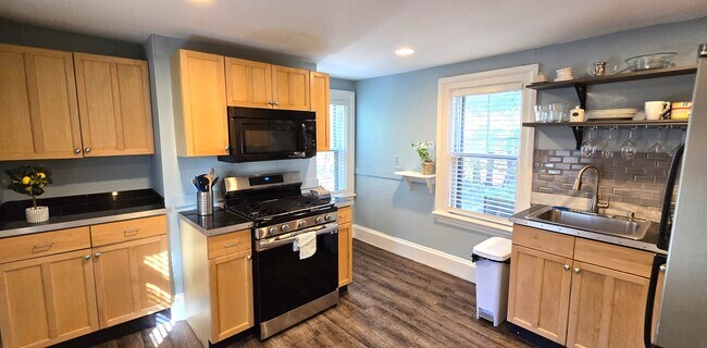 54 Dudley St unit 1, Roxbury, MA 02119 - photo 4