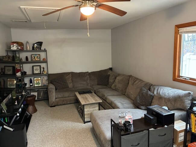 14 Winside Ln unit Apartment, Coram, NY 11727 - photo 6