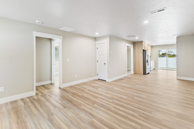 1506 Rochester St unit 102, Caldwell, ID 83605 - photo 3