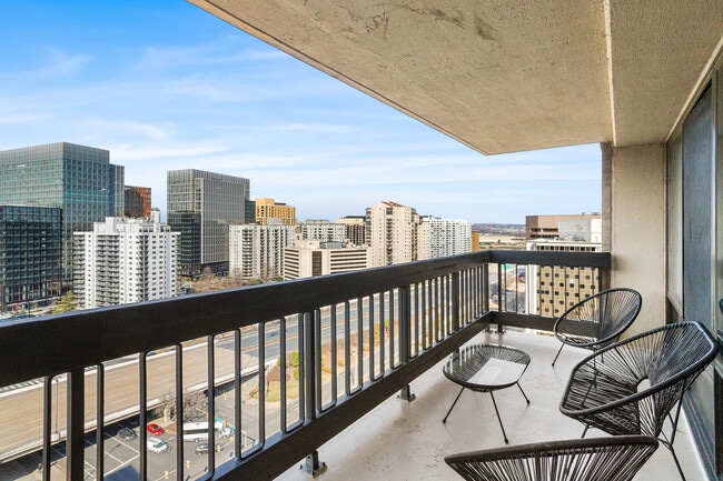 1201 S Bell St unit ID1056570P, Arlington, VA 22202 - photo 4