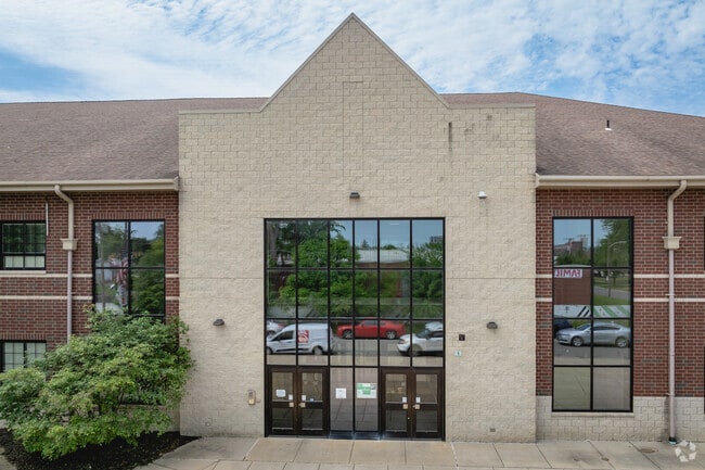 Robinson Elementary welcomes you to its front doors.