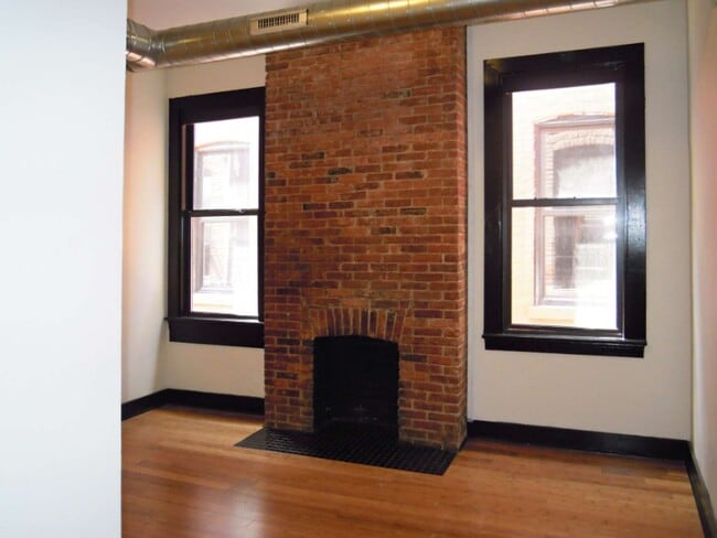 2012 E Carson St unit 300, Pittsburgh, PA 15227 - photo 3