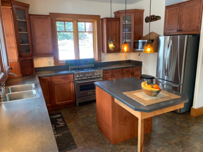 1005 Creekview Dr, Whitefish, MT 59937 - photo 7