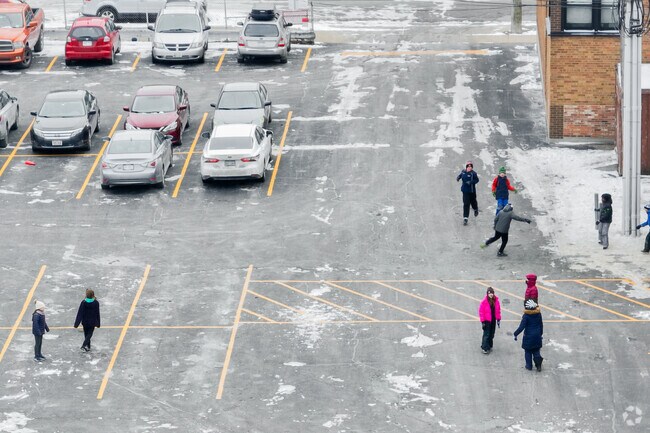 St. Paul School of Northern Lights has an overall graded C on Niche.