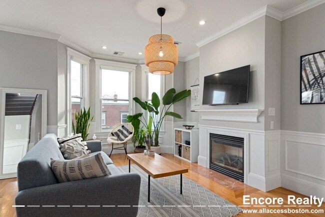 468 E 6th St unit 2, Boston, MA 02127 - photo 2