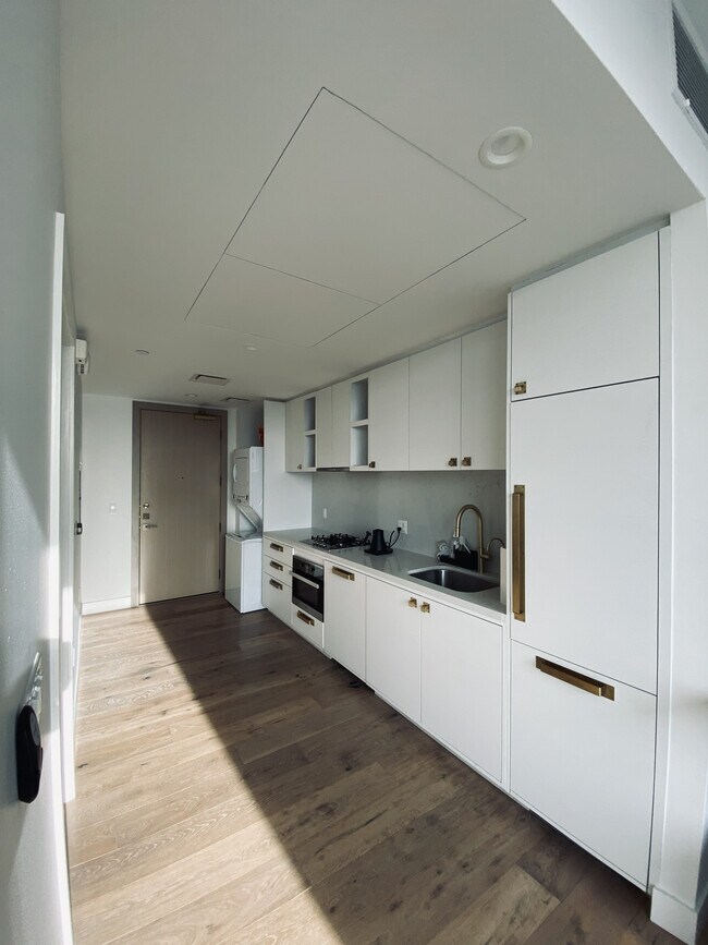 70 Rainey St unit 1307, Austin, TX 78701 - photo 5