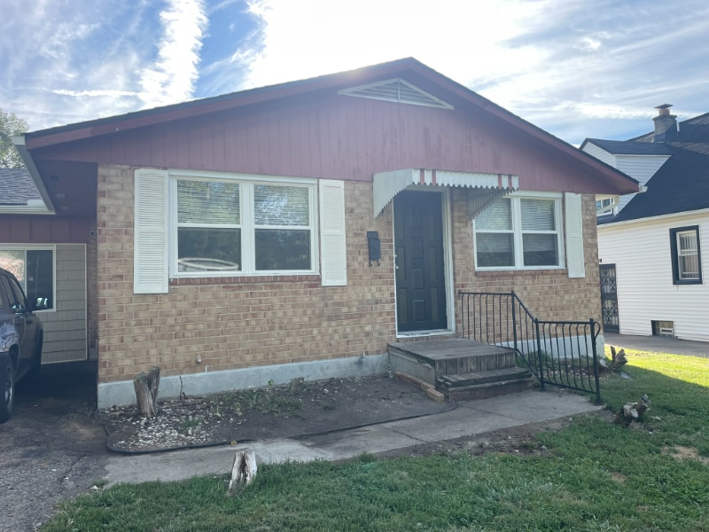 1112 Dennison Ave, Dayton, OH 45417 - photo 1