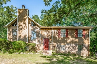 5823 Willow Crest Dr, Pinson, AL 35126