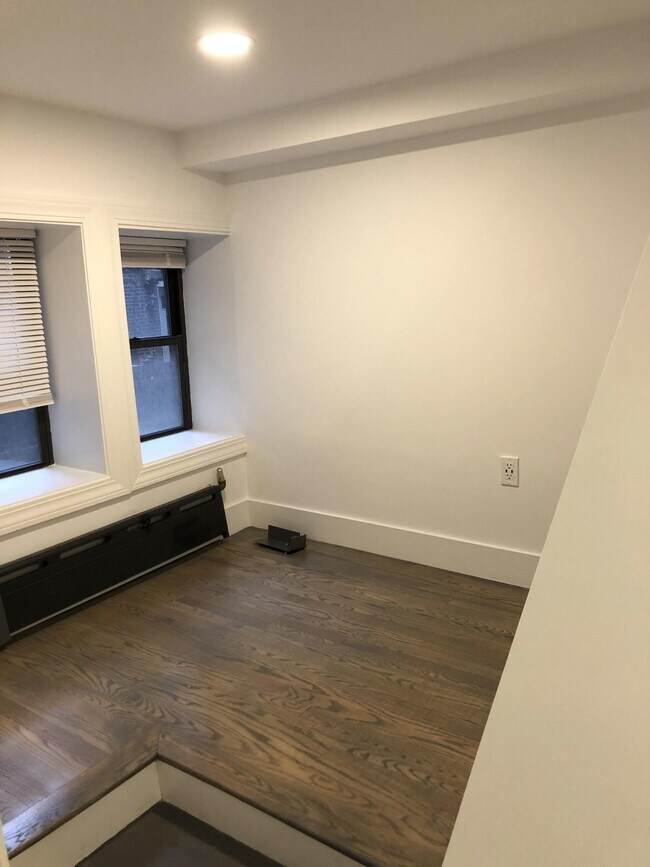 83 Phillips St unit 1, Boston, MA 02114 - photo 7