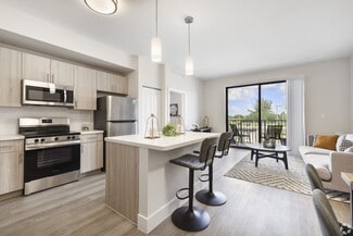 8400 NW 27th Ave, Miami, FL 33147