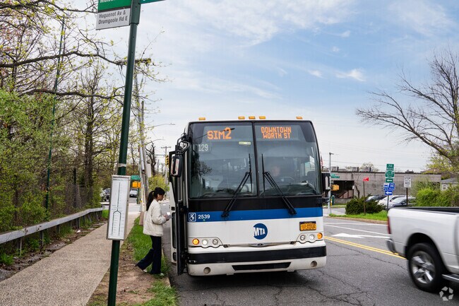 Huguenot is directly connected to downtown Manhattan by express busses such as the SIM2.