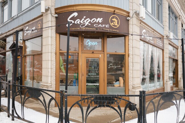 Saigon Cafe serves Vietnamese and Thai classics.