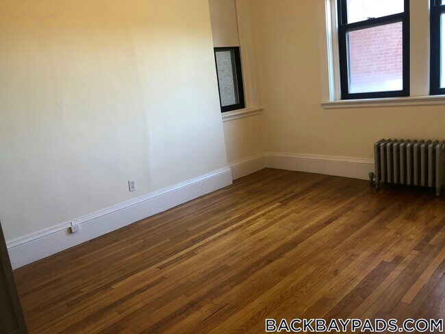504 Beacon St unit 25, Boston, MA 02115 - photo 6