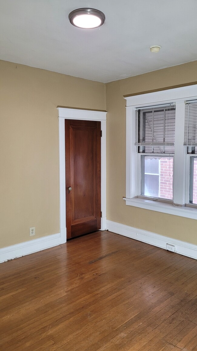 3629 Wilmington Ave unit 2nd Floor, Saint Louis, MO 63116 - photo 5