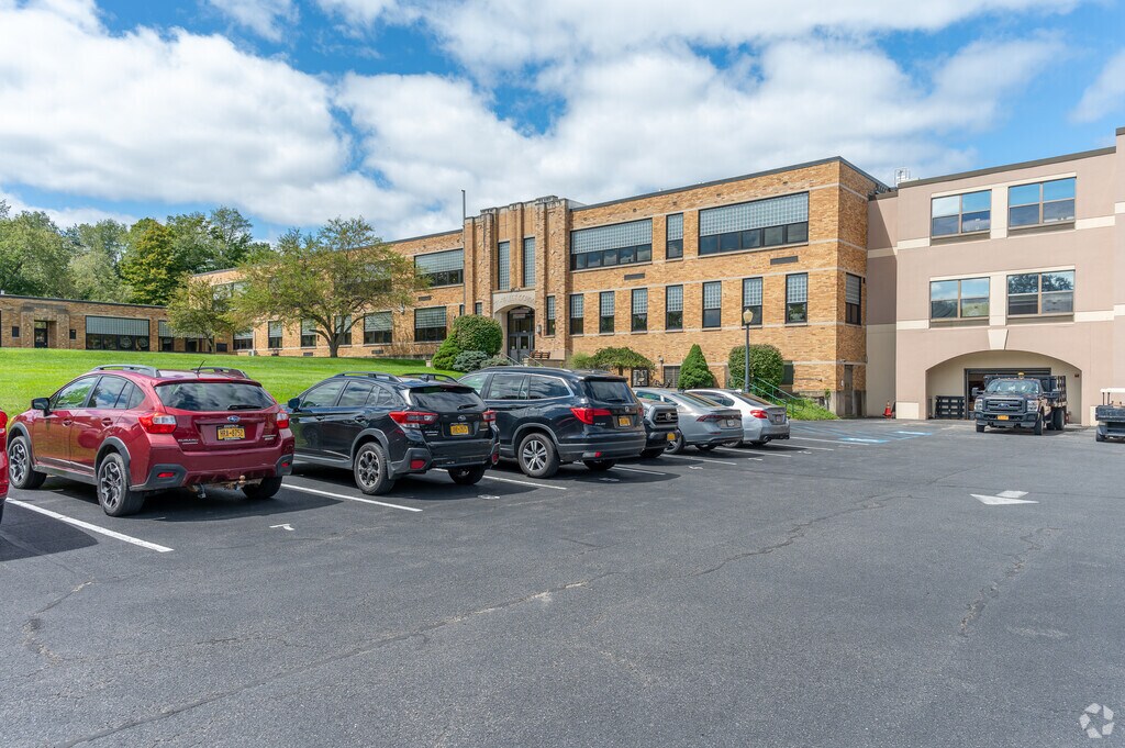 Tri-Valley Secondary School covers seventh through 12th grade and earns a C-plus from Niche.