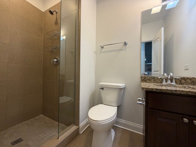 2450 W Diversey Ave unit 2, Chicago, IL 60647 - photo 7