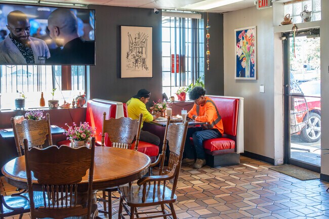 Logan Wood residents enjoy El Fogon Caribbean Grill & Restaurant.