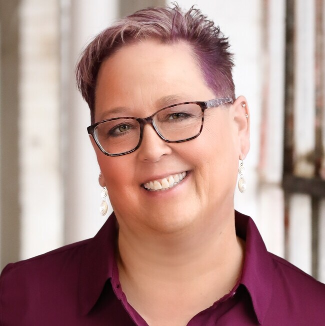 Jennifer Mueller