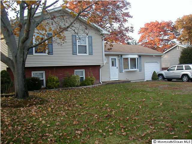 744 Spray Ave, Beachwood, NJ 08722 - photo 2