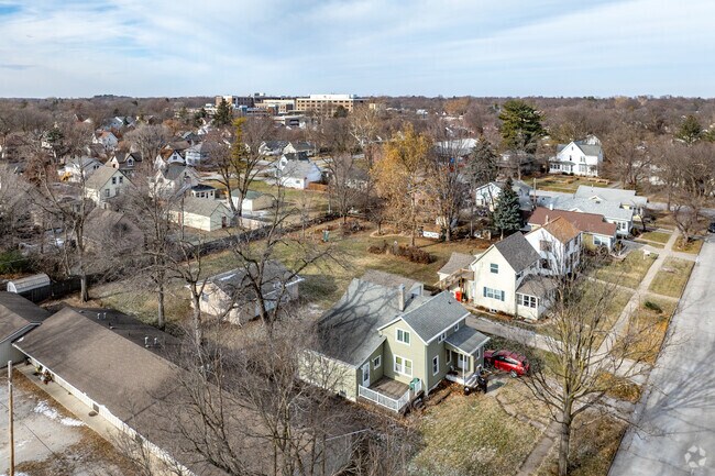 From families to students, Brandshell welcomes everyone with open arms.