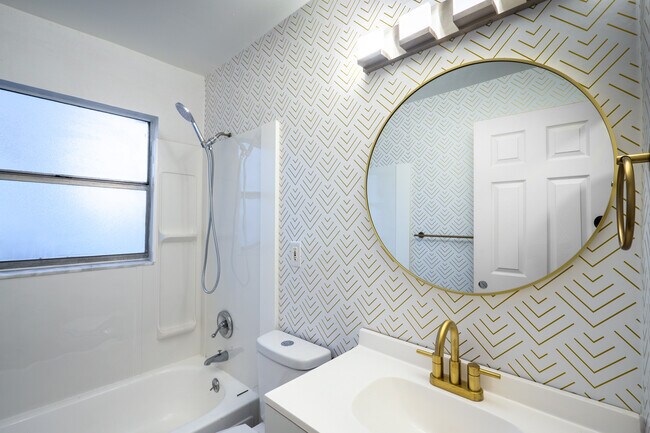 3864 7th Ave N unit A, St. Petersburg, FL 33713 - photo 7