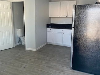 105 E Grant Rd Unit 2, Tucson, AZ 85705