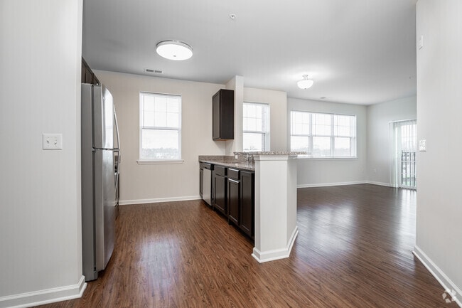 The Villas at Fairway, Piscataway, NJ 08854 - photo 2