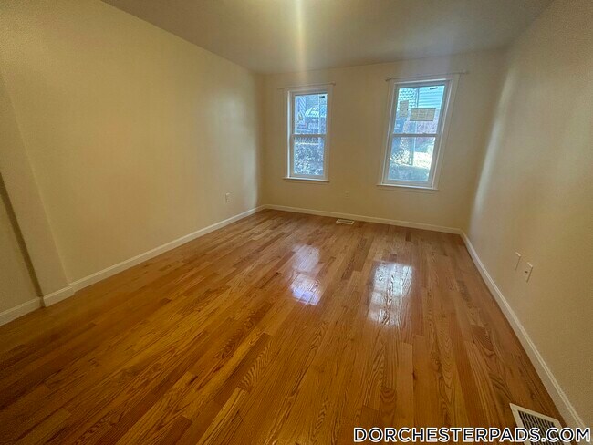 207 Harvard St unit 1, Dorchester Center, MA 02124 - photo 6