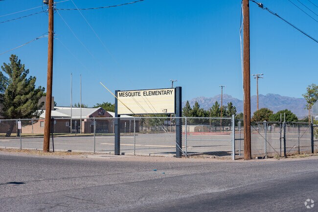 Mesquite Elementary offers schooling to children in the Mesquite area.