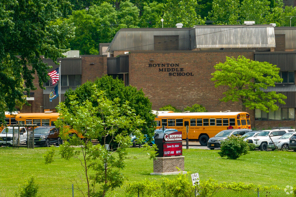 Boynton Middle School in Ithaca has an overall A- grade on Niche.