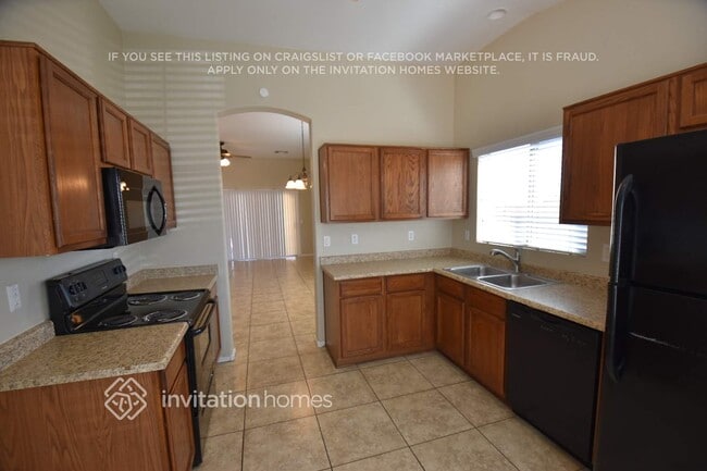 9903 W Trumbull Rd, Tolleson, AZ 85353 - photo 3