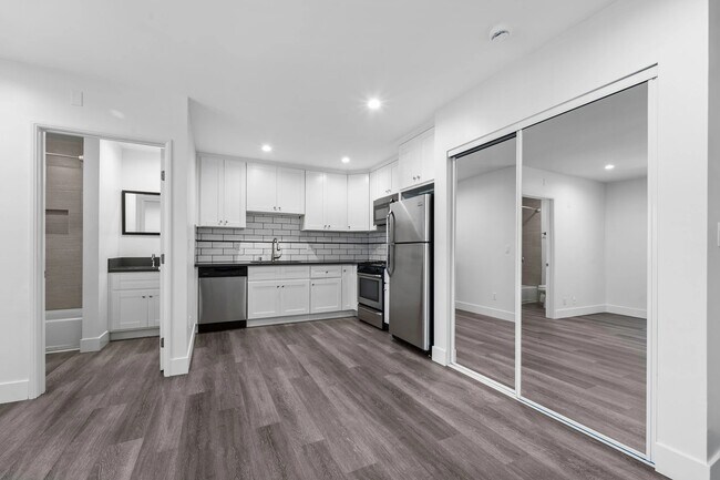 1240 W 29th St unit 1, Los Angeles, CA 90007 - photo 3