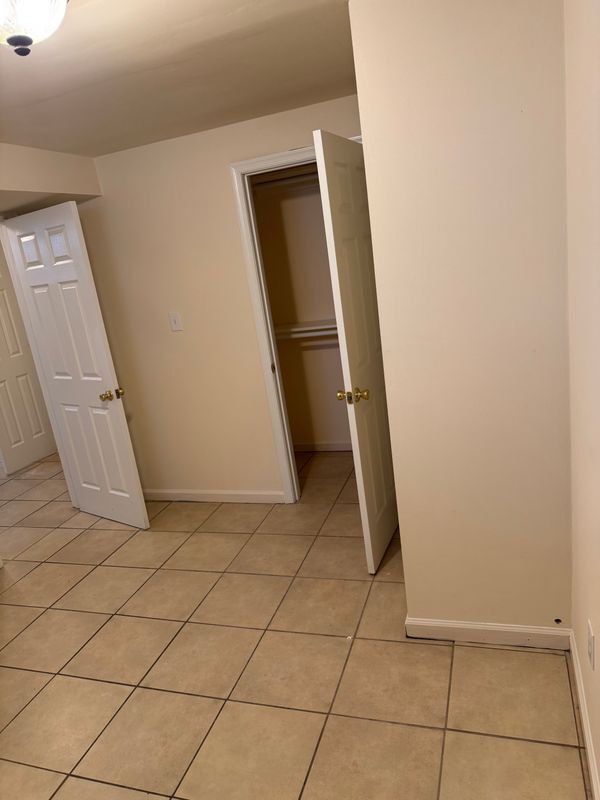 8701 Lindendale Dr, Laurel, MD 20707 - photo 7