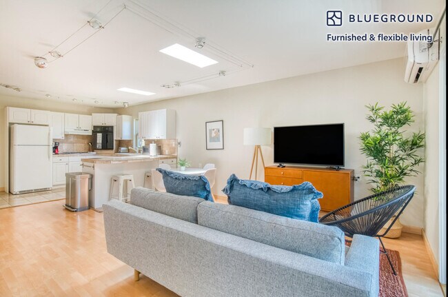 596 Channing Ave unit FL2-ID1649, Palo Alto, CA 94301 - photo 2