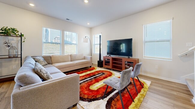 544 Lyness Dr, Smyrna, TN 37167 - photo 3