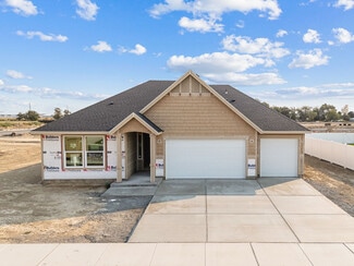 842 K St NE, Quincy, WA 98848