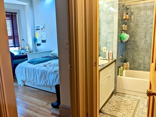 486 Columbus Ave unit 7, Boston, MA 02118 - photo 6