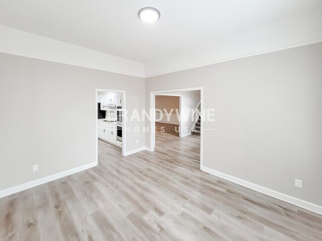 6162 Yorkhill Dr, Memphis, TN 38135 - photo 7