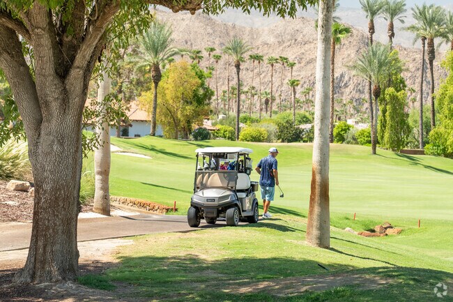 Love to golf? Toscana offers two different courses created by golfer great, Jack Nicklaus.