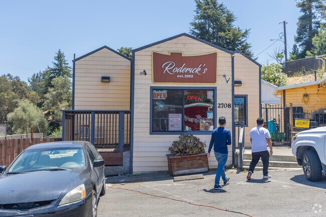 Oak Knoll's Roderick's Barbecue is a local favorite.